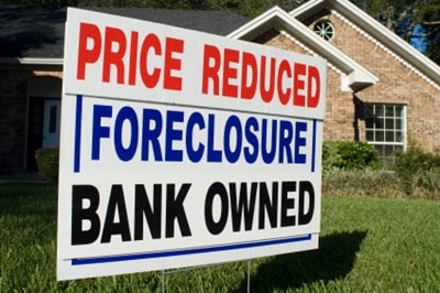 foreclosure yard sign