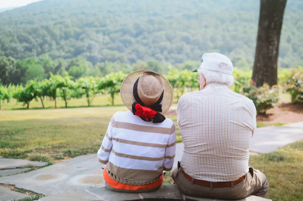 Seniors Selling Home for Cash